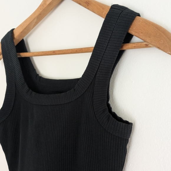 Sold On M! NWT Madewell The Tailored Crop Tank in Sleekhold XXS - Picture 6 of 15